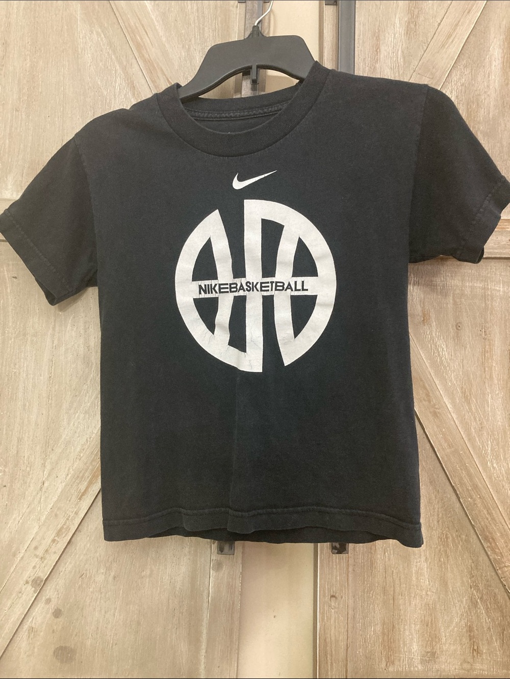 Nike Black Tee with White Basketball Logo KIDS 
Size S (8)